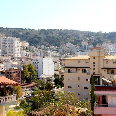 Albi'S Apartment Sarandë Exteriör bild